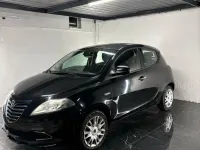 Usata Lancia Ypsilon Gold 95 CV (69 kW) 2013 Nero Utilitaria