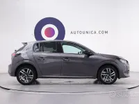 Usata Peugeot 208 101 CV (74 kW) 2022 Grigio Utilitaria