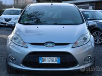 Usata Ford Fiesta Titanium 68 CV (50 kW) 2009 Grigio Berlina