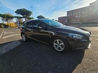Usata Volvo V40 115 CV (84 kW) 2015 Nero Berlina