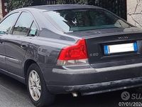 Usata Volvo S60 163 CV (119 kW) 2003 Grigio Berlina