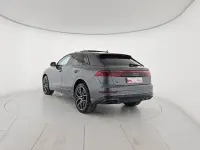 Usata Audi Q8 S-Line 286 CV (210 kW) 2025 Grigio SUV