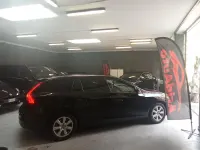 Usata Volvo V60 R-Design 120 CV (88 kW) 2016 Nero Station wagon