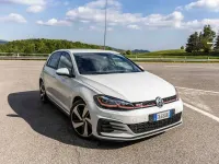 Usata VW Golf VII GTI 245 CV (180 kW) 2019 Bianco Berlina
