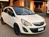 Begagnad Opel Corsa 75 HK (55 kW) 2012 Vit Halvkombi