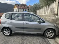 Usata Honda Jazz 78 CV (57 kW) 2006 Grigio Utilitaria