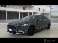 Usata Ford Mondeo Vignale 140 CV (102 kW) 2018 Grigio metallizzato Berlina