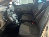 usata Toyota Yaris 1.3 5 porte Lounge Multidrive S NEOPA