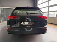Usata VW Golf VIII Life 116 CV (85 kW) 2022 Grigio Station wagon