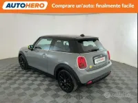 Usata Mini Cooper SE Classic 75 kW (102 CV) 2021 Grigio Utilitaria