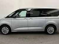 Usata VW Multivan 150 CV (110 kW) 2024 Argento metallizzato Monovolume