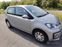 Usata VW up! Move 75 CV (55 kW) 2019 Grigio Utilitaria