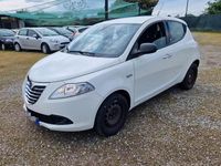 Usata Lancia Ypsilon 69 CV (50 kW) 2014 Bianco Utilitaria
