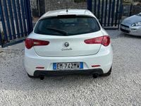 Usata Alfa Romeo Giulietta Exclusive 140 CV (102 kW) 2012 Bianco Berlina