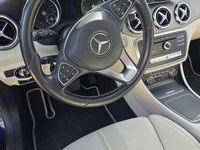 Usata Mercedes GLA200 136 CV (100 kW) 2018 Blu/azzurro SUV