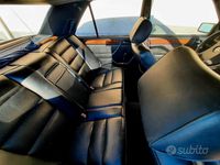 Usata Mercedes E250 94 CV (69 kW) 1991 Nero Berlina