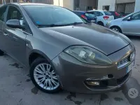 Usado Fiat Bravo Active 120 CV (88 kW) 2010 Gris Utilitario