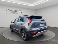 Nuova Kia Niro 2025 Grigio SUV