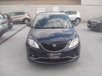 Usata Lancia Ypsilon Gold 69 CV (50 kW) 2016 Blu Utilitaria