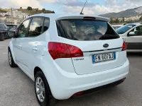 Usata Kia Venga 90 CV (66 kW) 2018 Bianco Utilitaria