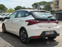 Usata Hyundai i20 84 CV (61 kW) 2023 Bianco Utilitaria