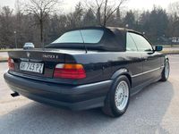 usata BMW 320 Cabriolet E36 i iscritta ASI