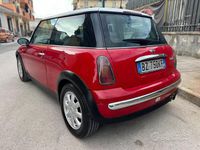Käytetty Mini Cooper 116 HP (85 kW) 2002 Punainen Viistoperä