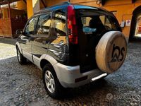 Usata Daihatsu Terios 82 CV (60 kW) 1997 Nero SUV