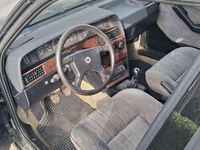 Usata Lancia Dedra 169 CV (124 kW) 1992 Grigio Berlina