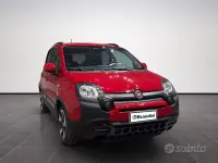 Usata Fiat Panda Cross Cross 70 CV (51 kW) 2025 Rosso Utilitaria