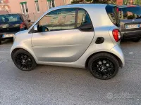 Usata Smart ForTwo Coupé 71 CV (52 kW) 2020 Grigio Utilitaria