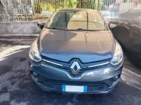 Usata Renault Clio Zen 74 CV (54 kW) 2017 Grigio Utilitaria