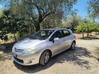 Usata Toyota Auris 90 CV (66 kW) 2011 Grigio Berlina
