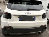 Usata Jeep Avenger Longitude 101 CV (74 kW) 2025 Bianco SUV