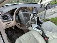 Usata Volvo V40 CC Momentum 150 CV (110 kW) 2015 Station wagon