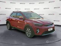 Second-hand Kia Stonic Urban 83 CP (61 kW) 2024 Roșu SUV