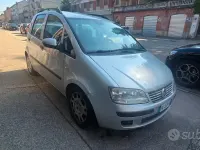 Usata Fiat Idea Active 95 CV (69 kW) 2011 Grigio Monovolume