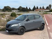 Usata Lancia Ypsilon 85 CV (62 kW) 2014 Grigio Utilitaria