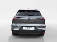 Usata Renault Symbioz Techno 140 CV (102 kW) 2025 Grigio SUV