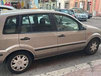 Usata Ford Fusion 80 CV (58 kW) 2003 Grigio Berlina