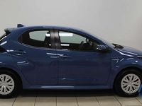 Usata Toyota Yaris Hybrid Active 116 CV (85 kW) 2021 Blu/azzurro Utilitaria