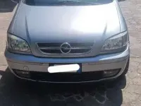 Usata Opel Zafira 101 CV (74 kW) 2004 Monovolume