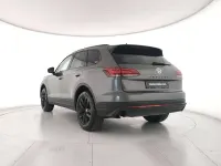 Usata VW Touareg Style 231 CV (169 kW) 2019 Grigio SUV