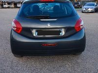 Usata Peugeot 208 Allure 68 CV (50 kW) 2015 Grigio Utilitaria