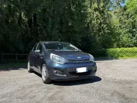 Usata Kia Rio Active 86 CV (63 kW) 2013 Blu/azzurro Berlina