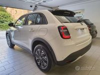 Nuova Fiat 600 Comfort 101 CV (74 kW) 2025 Bianco(met.) SUV