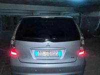 Usata Mitsubishi Grandis 136 CV (100 kW) 2006 Grigio Monovolume