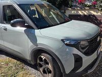 Usata Ford Courier 2024 Verde Monovolume