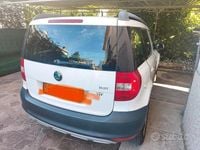 Usata Skoda Yeti 105 CV (77 kW) 2011 Bianco SUV