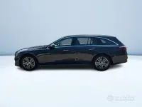Usata Mercedes E200 Advanced 163 CV (119 kW) 2025 Grigio Station wagon